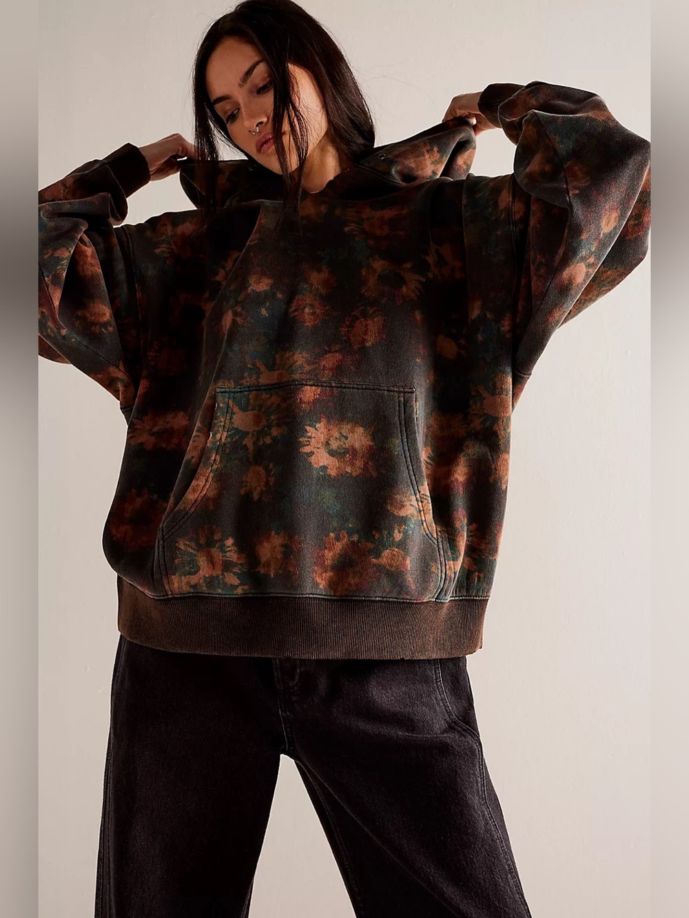 Free People We the Free Itās A Vibe Printed Hoodie Sweatshirt Floral Grunge L